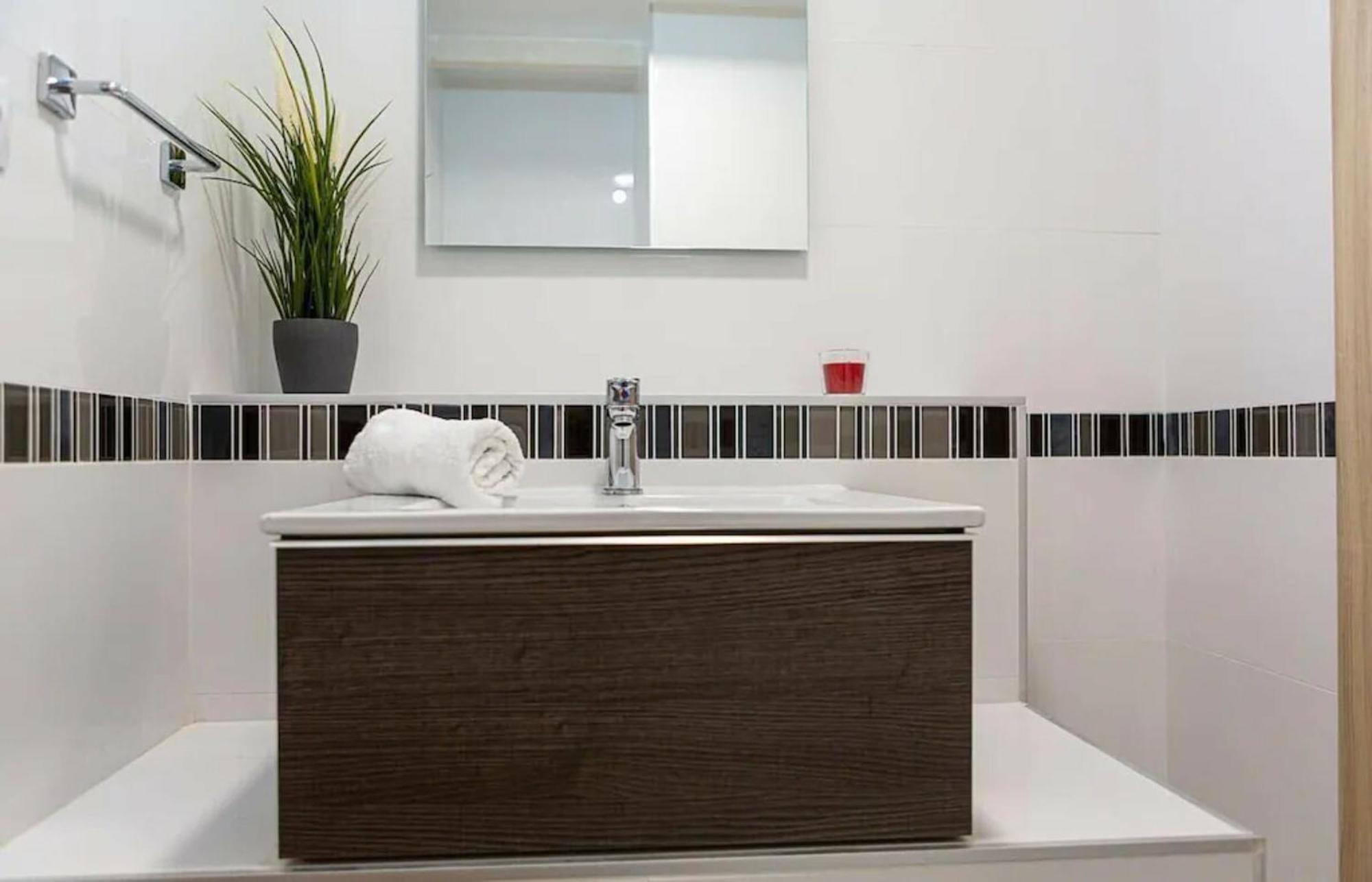 2Bedroom Duplex In Hortaleza Near Metro มาดริด ภายนอก รูปภาพ